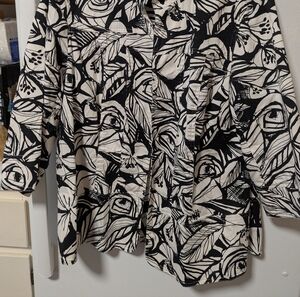 Coldwater Creek Monochrome Ladies Jacket.